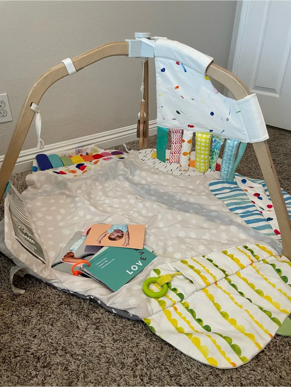 Lovevery Play Gym with Multicolor Toys